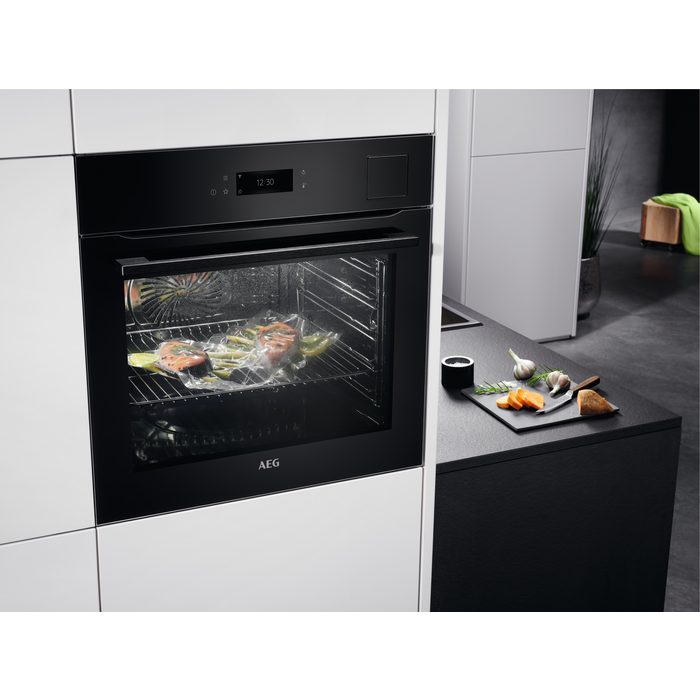 AEG - Steam Ovens - BSK798280B