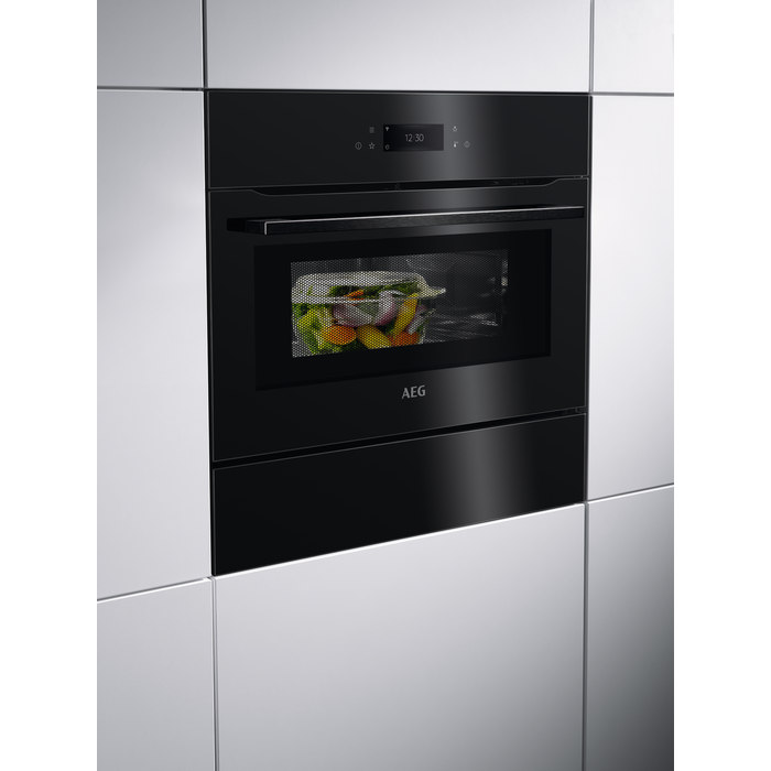 AEG - Integrated Microwaves - KMK768080B